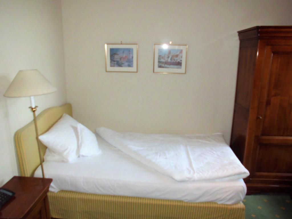 Hotel Freihof Wiesloch Eksteriør bilde