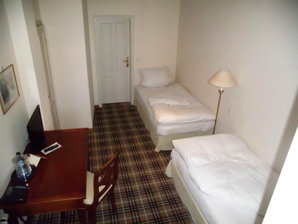 Hotel Freihof Wiesloch Eksteriør bilde